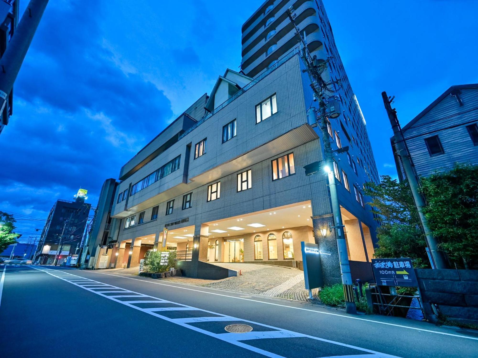 בפו Hotel Sun Valley Annex מראה חיצוני תמונה