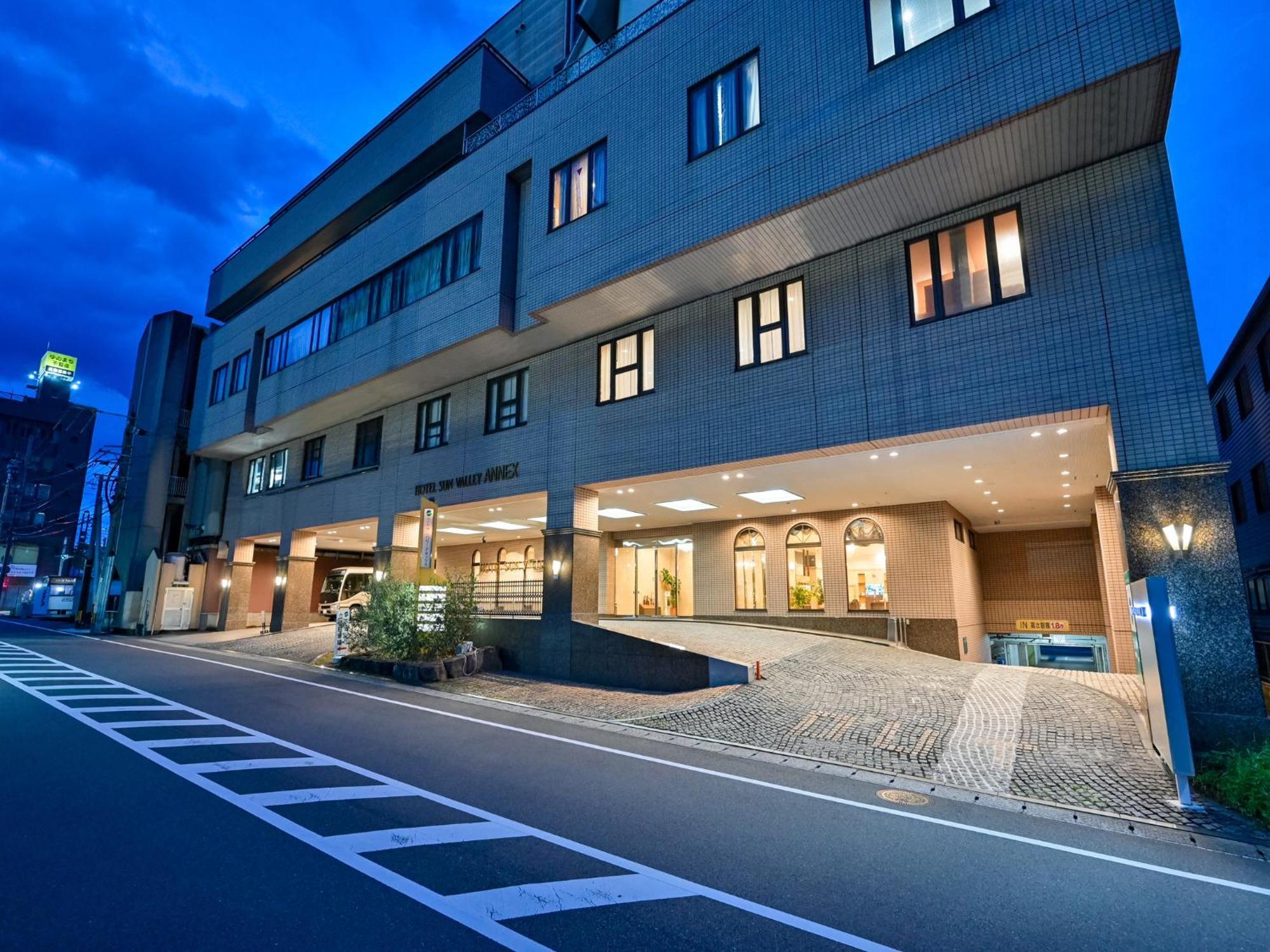 בפו Hotel Sun Valley Annex מראה חיצוני תמונה