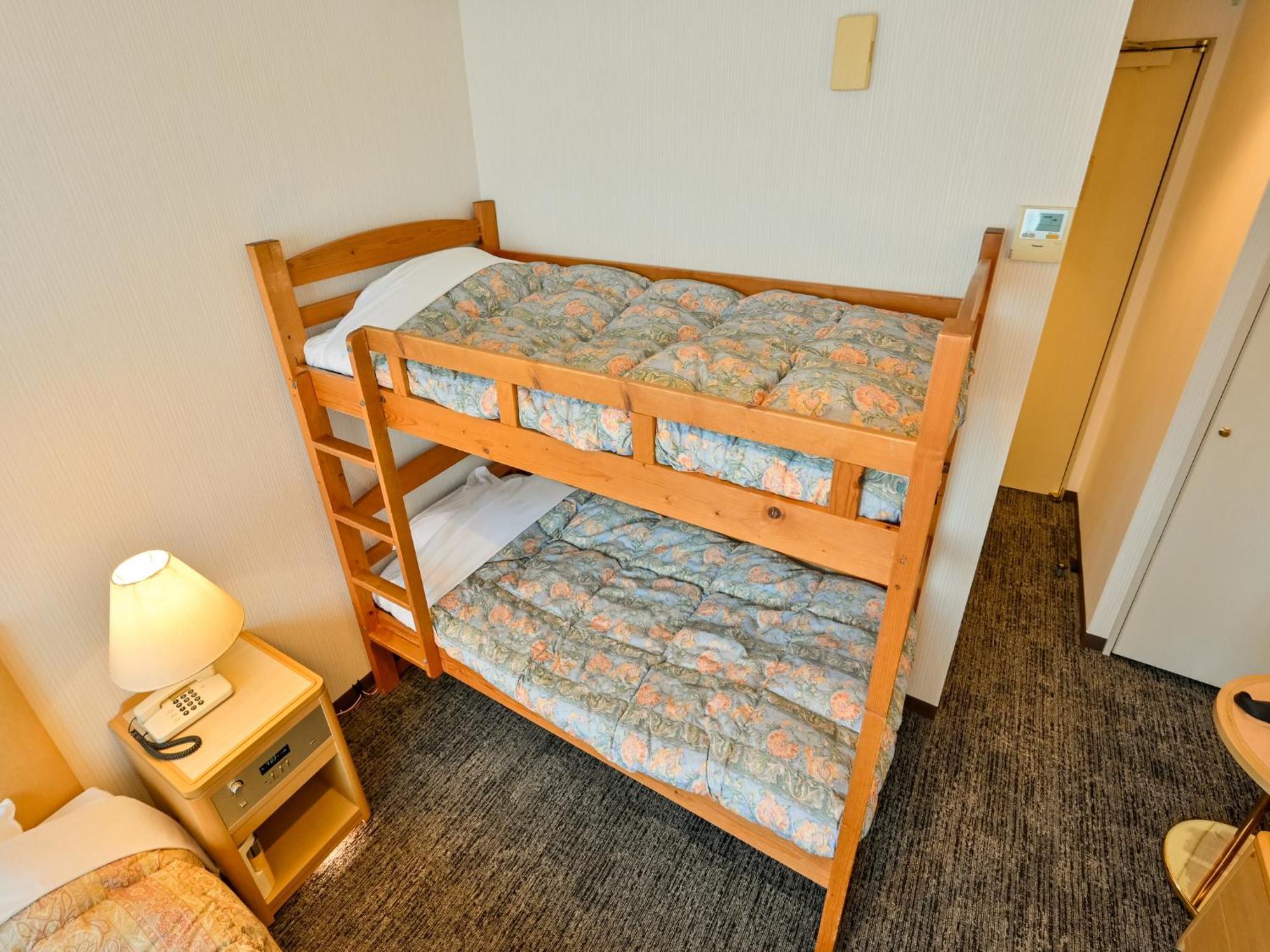 בפו Hotel Sun Valley Annex מראה חיצוני תמונה